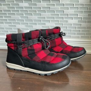 NWT Sorel Whitney Winter Waterproof Ankle Boots